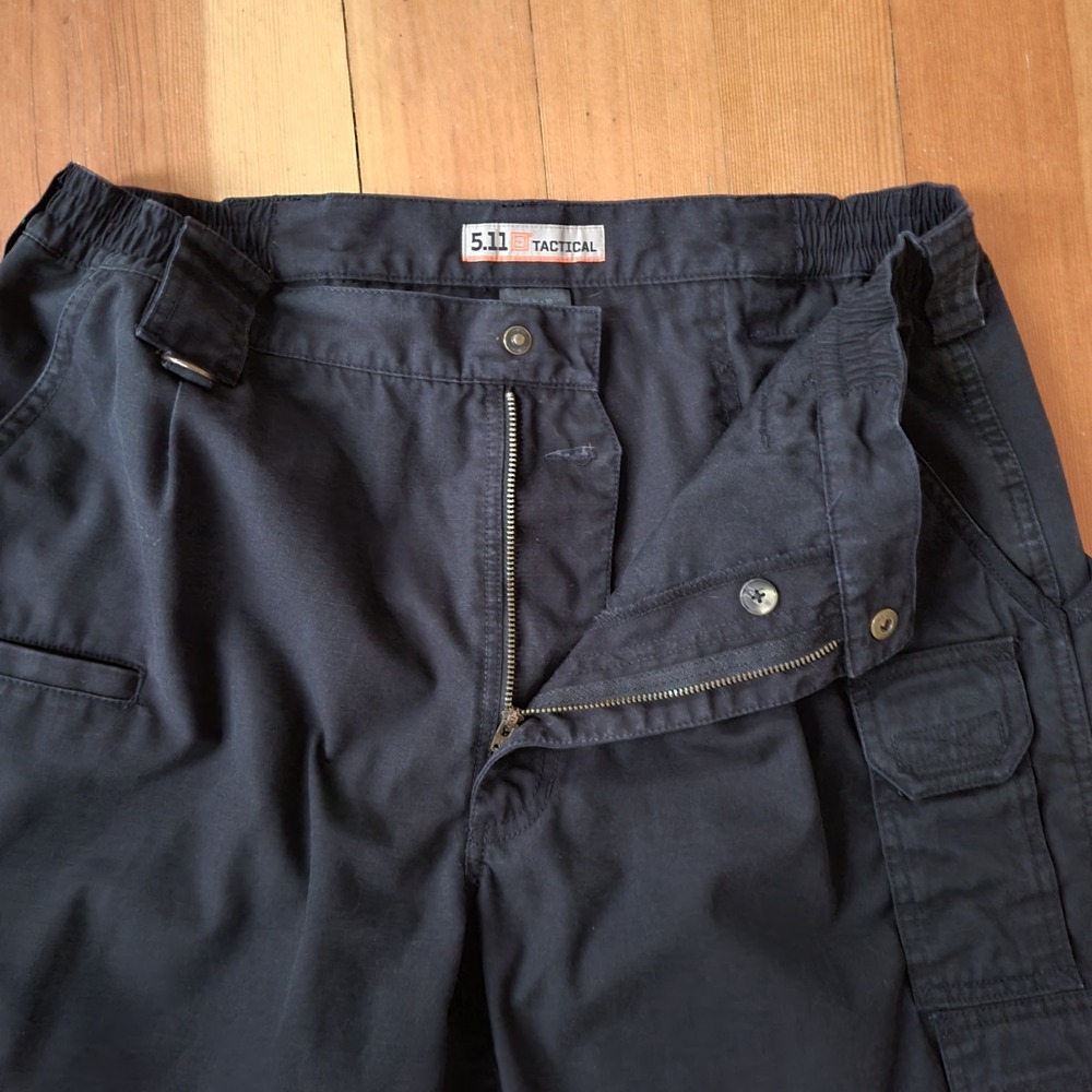 5.11 tactical mens 36 X 30‎ cargo pants black carpenter utility gorpcore goth - Picture 8 of 15